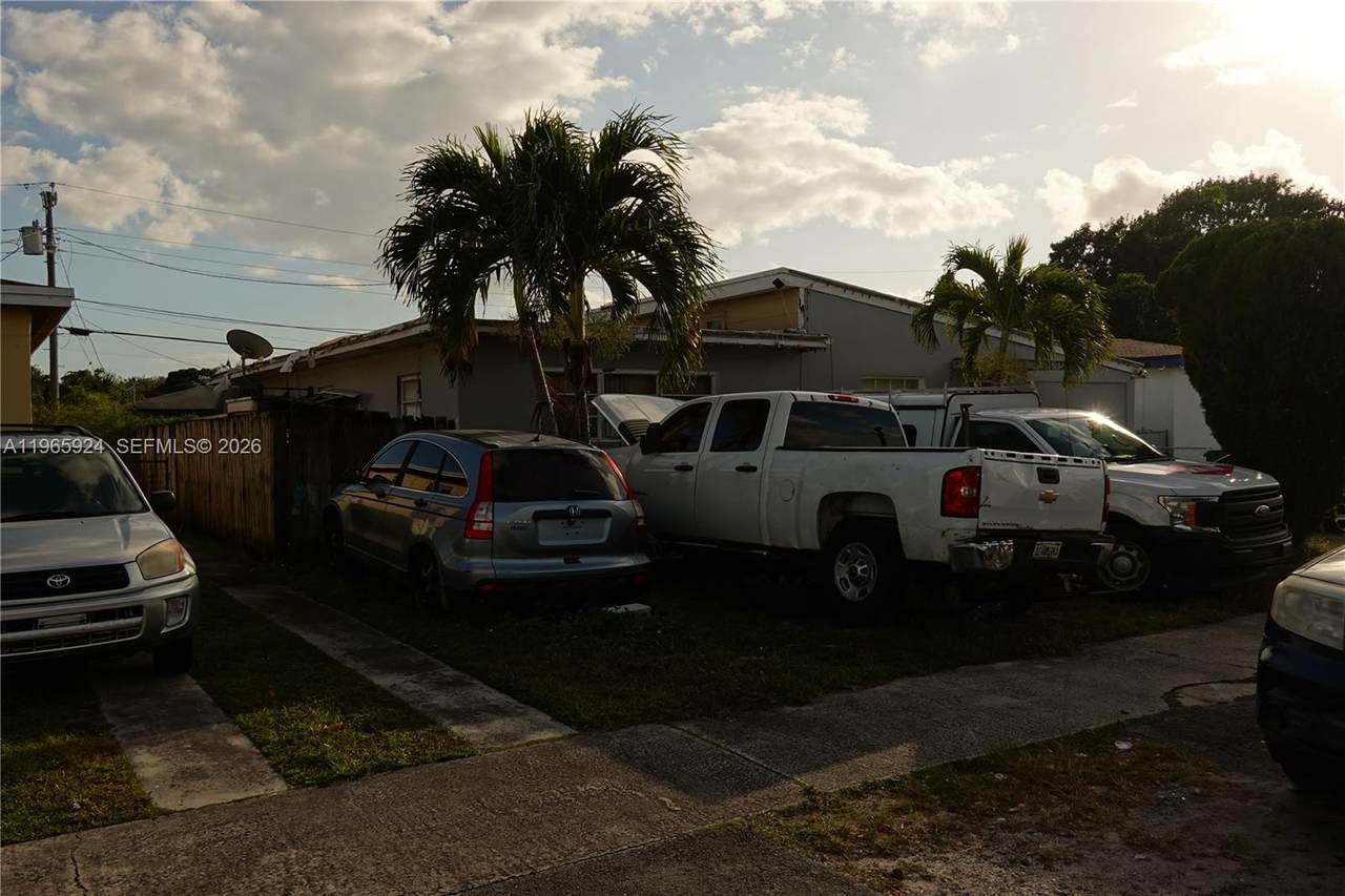 https://bt-photos.global.ssl.fastly.net/miami/1280_boomver_1_A11965924-2.jpg