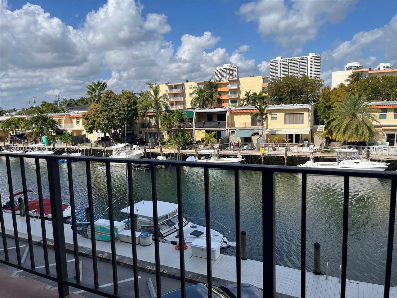 https://bt-photos.global.ssl.fastly.net/miami/1280_boomver_1_A11966247-2.jpg