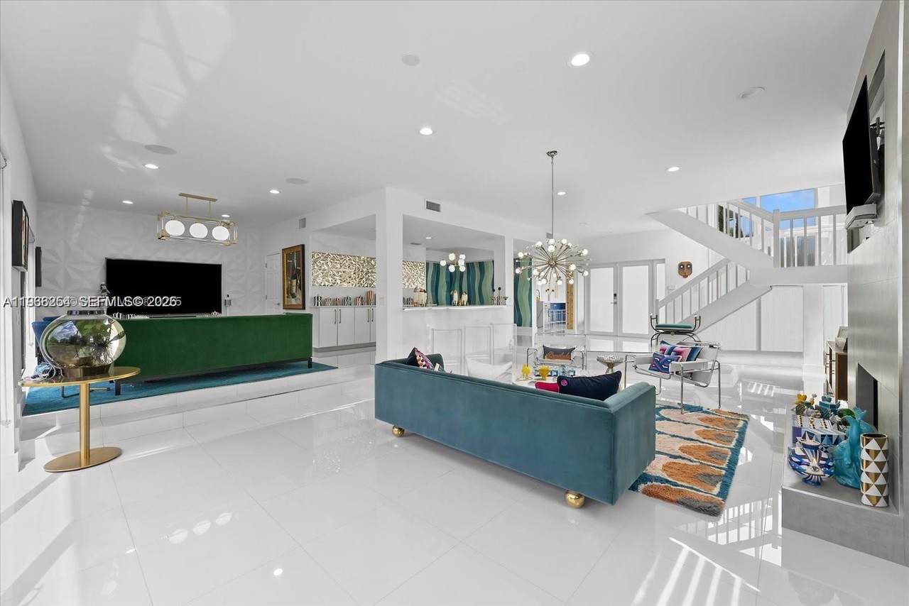 22818 El Dorado Dr - Photo 1