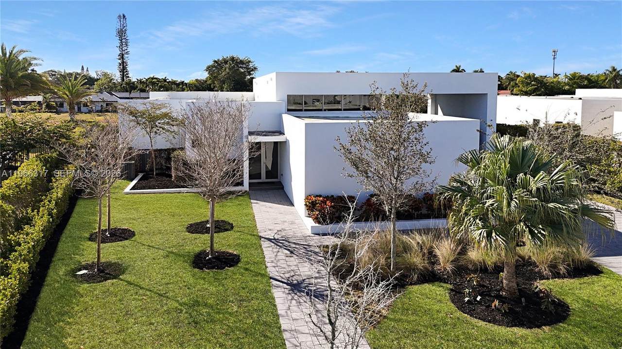 https://bt-photos.global.ssl.fastly.net/miami/1280_boomver_1_A11966317-2.jpg
