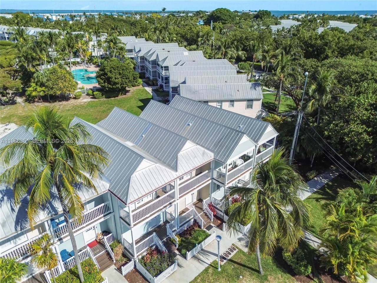 https://bt-photos.global.ssl.fastly.net/miami/1280_boomver_1_A11966351-2.jpg