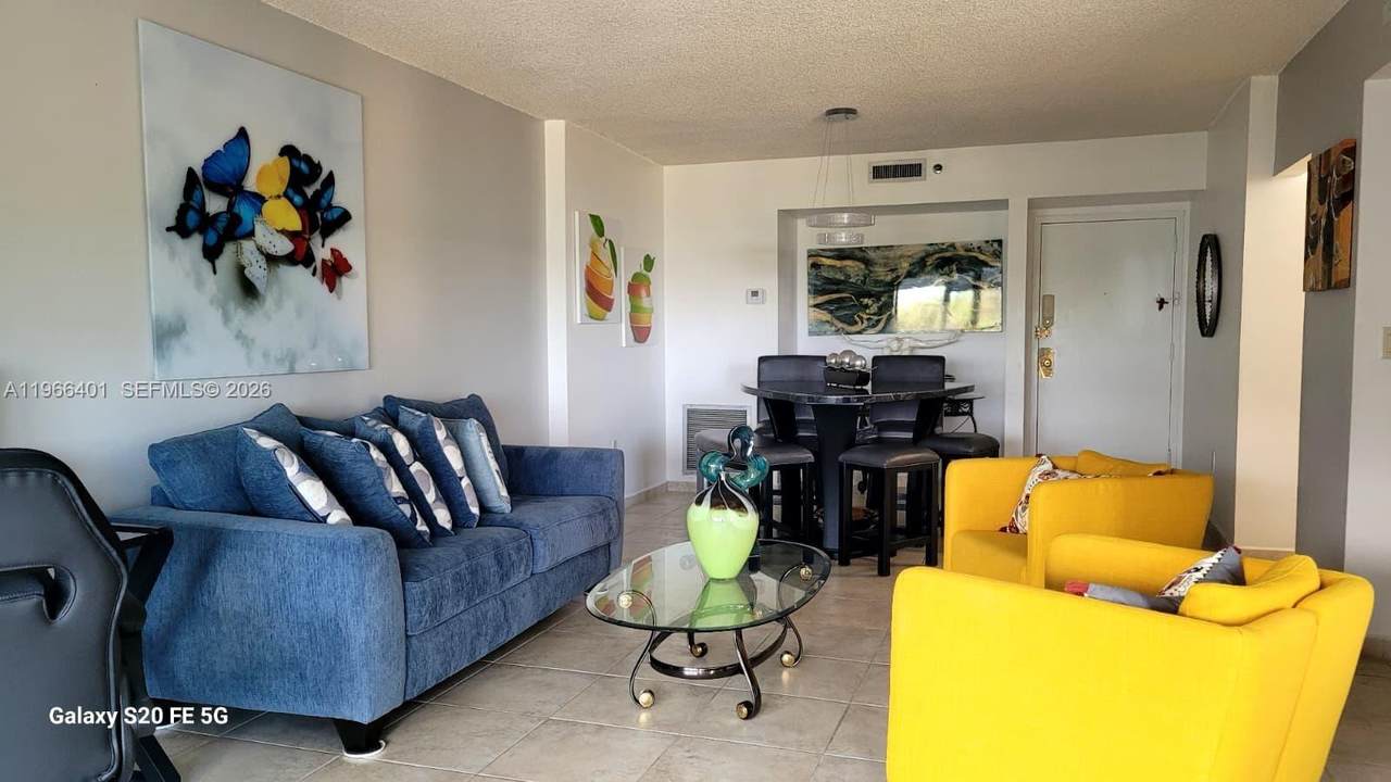 4001 Hillcrest Dr - Photo 1