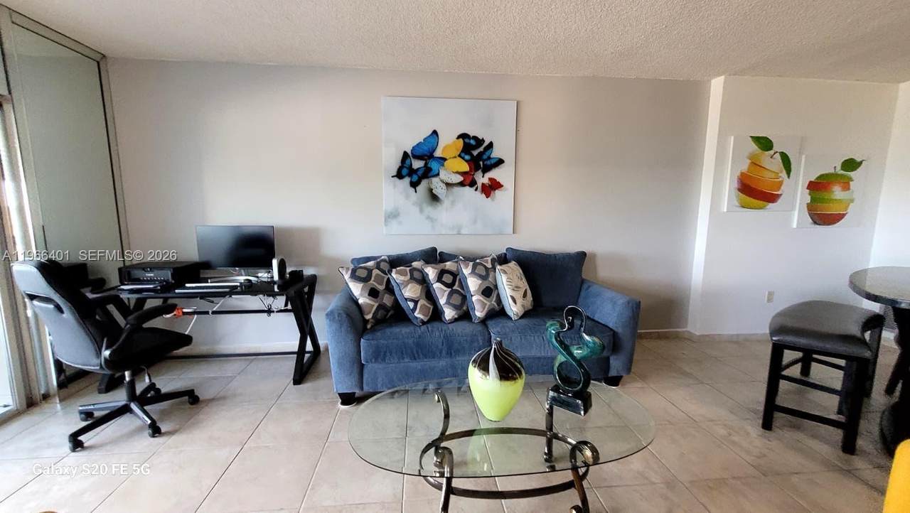 https://bt-photos.global.ssl.fastly.net/miami/1280_boomver_1_A11966401-2.jpg