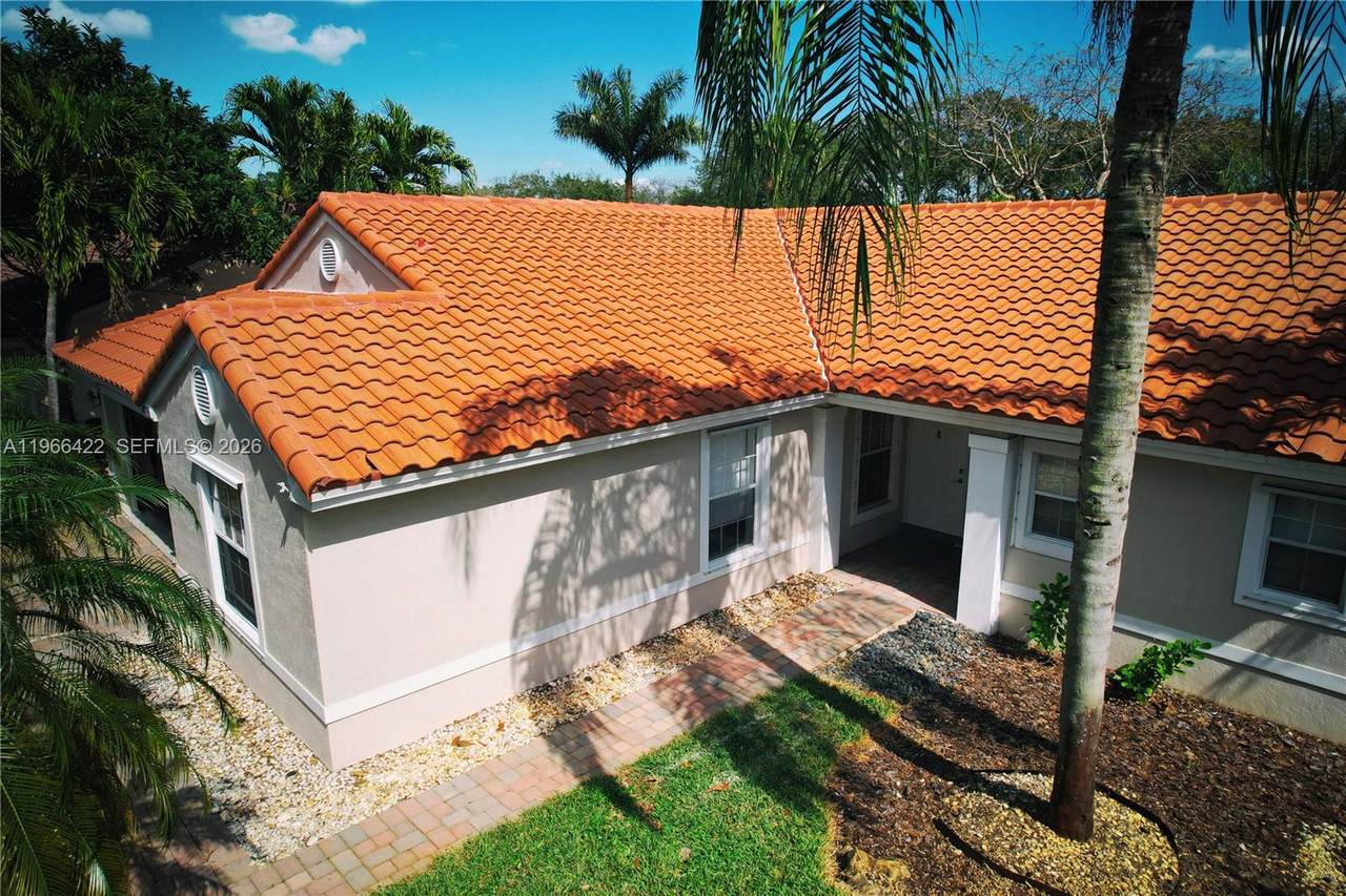 https://bt-photos.global.ssl.fastly.net/miami/1280_boomver_1_A11966422-2.jpg