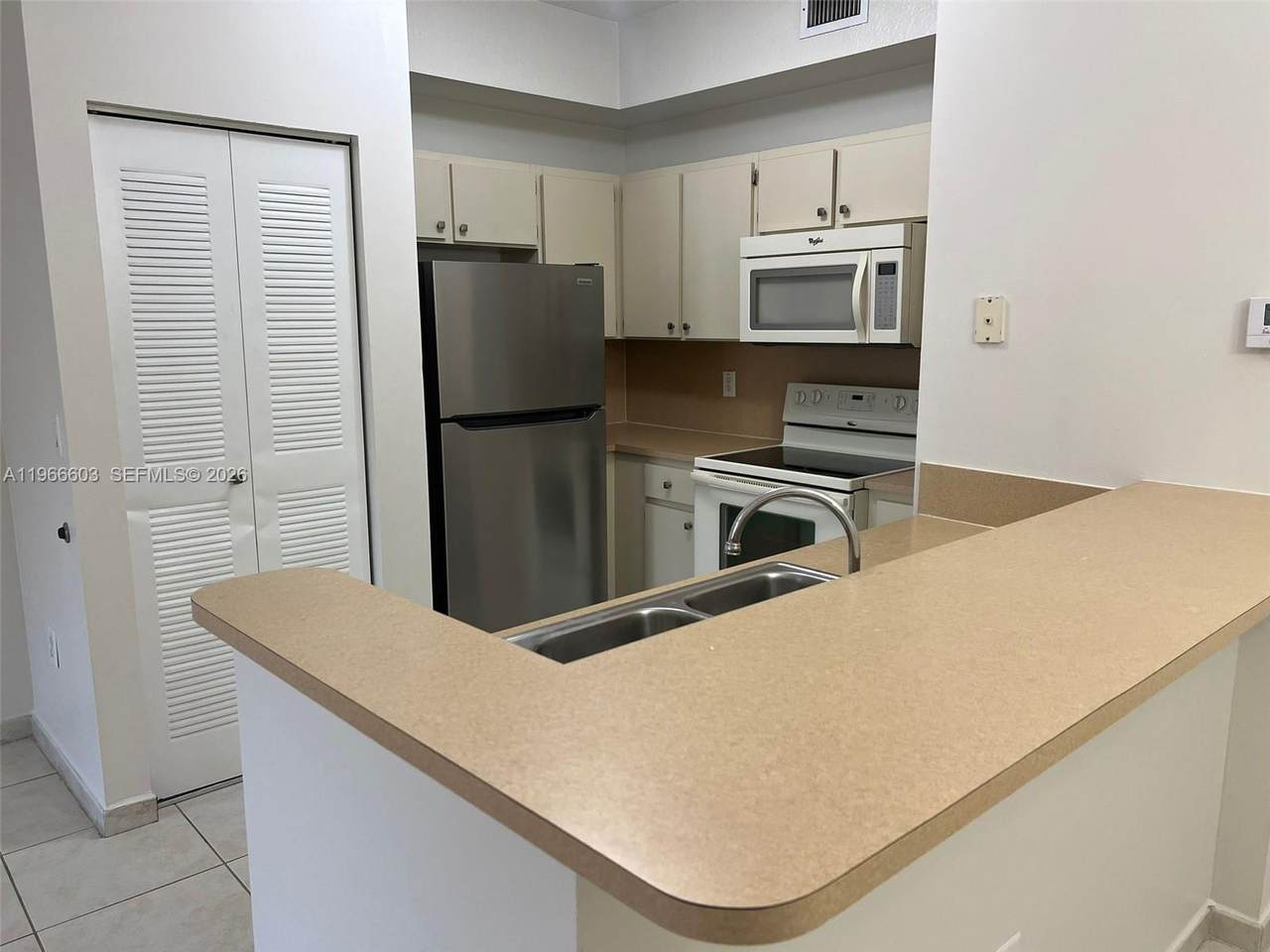 7220 114th Ave - Photo 1