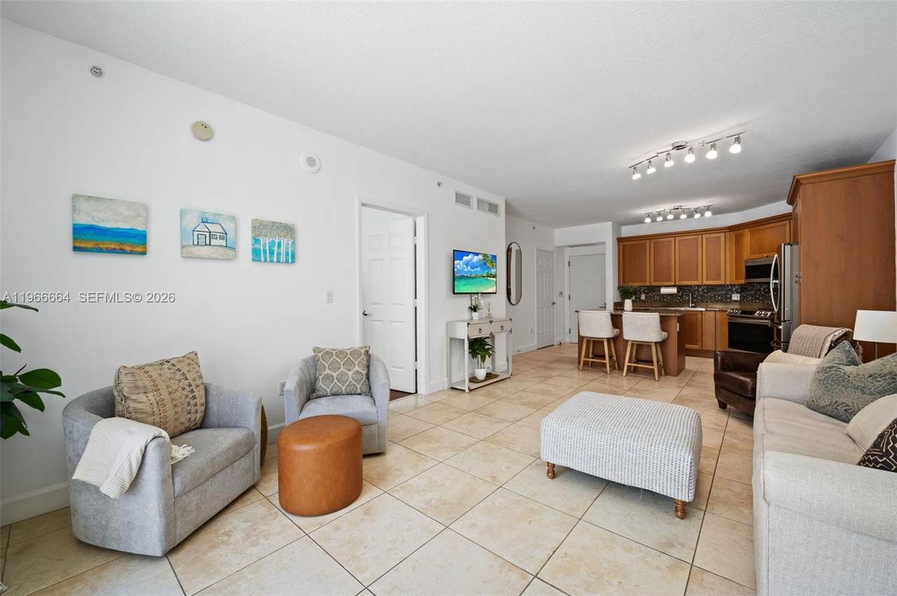https://bt-photos.global.ssl.fastly.net/miami/1280_boomver_1_A11966664-2.jpg