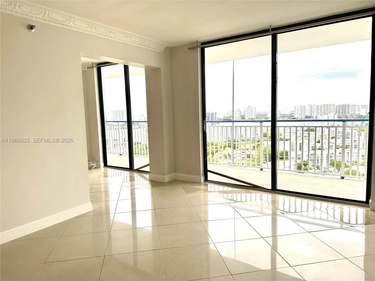 https://bt-photos.global.ssl.fastly.net/miami/1280_boomver_1_A11966933-2.jpg