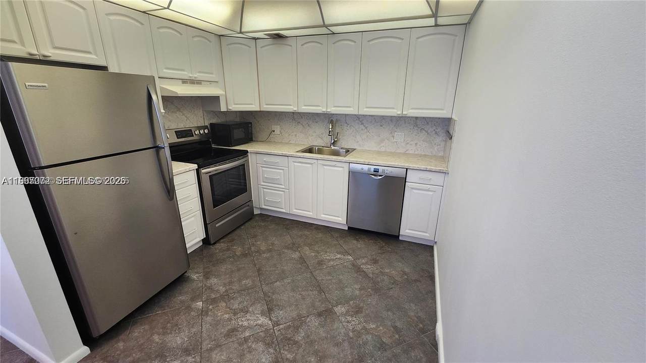https://bt-photos.global.ssl.fastly.net/miami/1280_boomver_1_A11967072-2.jpg