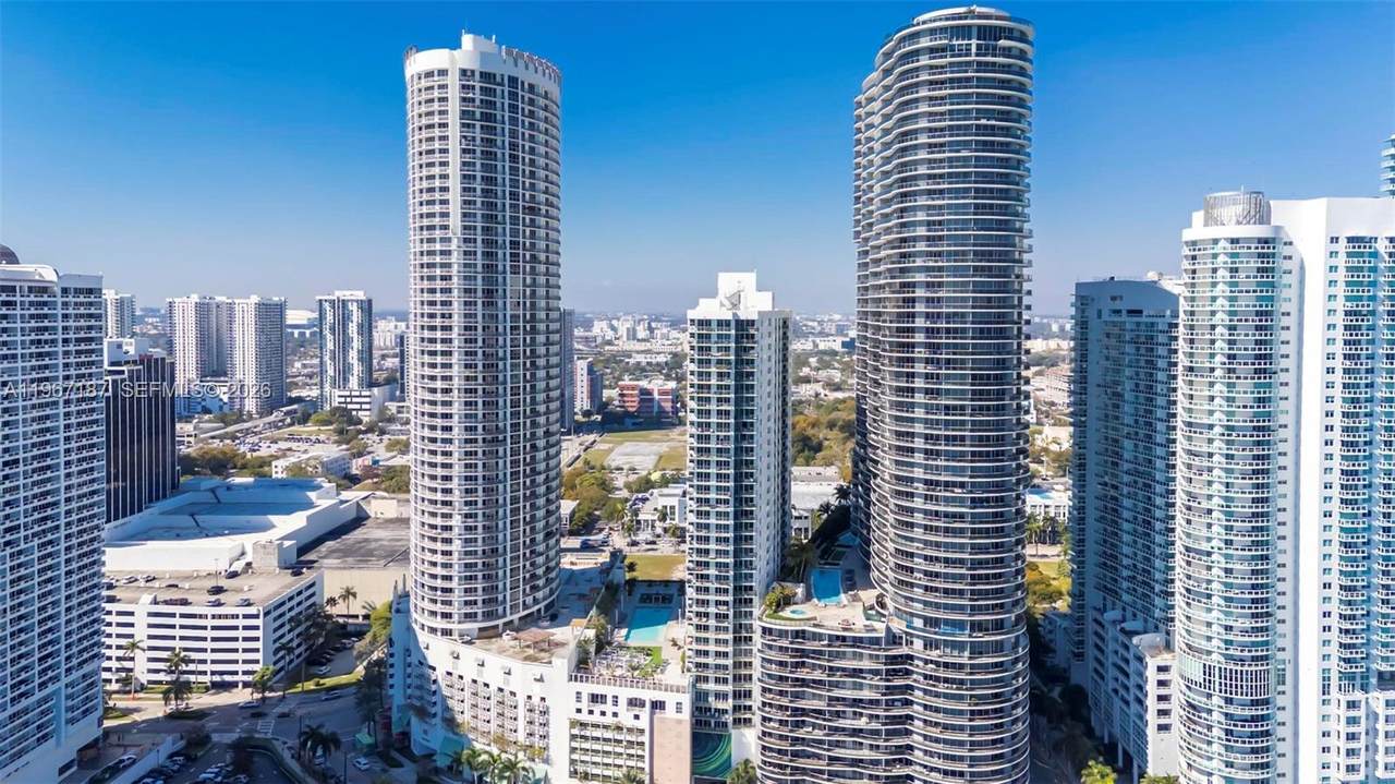 1750 Bayshore Dr - Photo 1