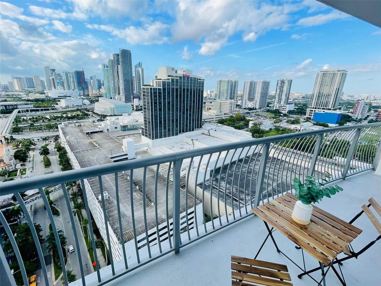 https://bt-photos.global.ssl.fastly.net/miami/orig_boomver_1_A11967290-2.jpg