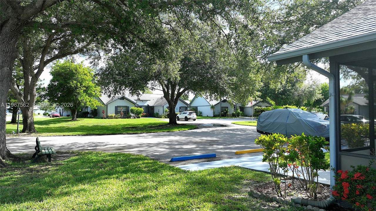 https://bt-photos.global.ssl.fastly.net/miami/1280_boomver_1_A11967562-2.jpg