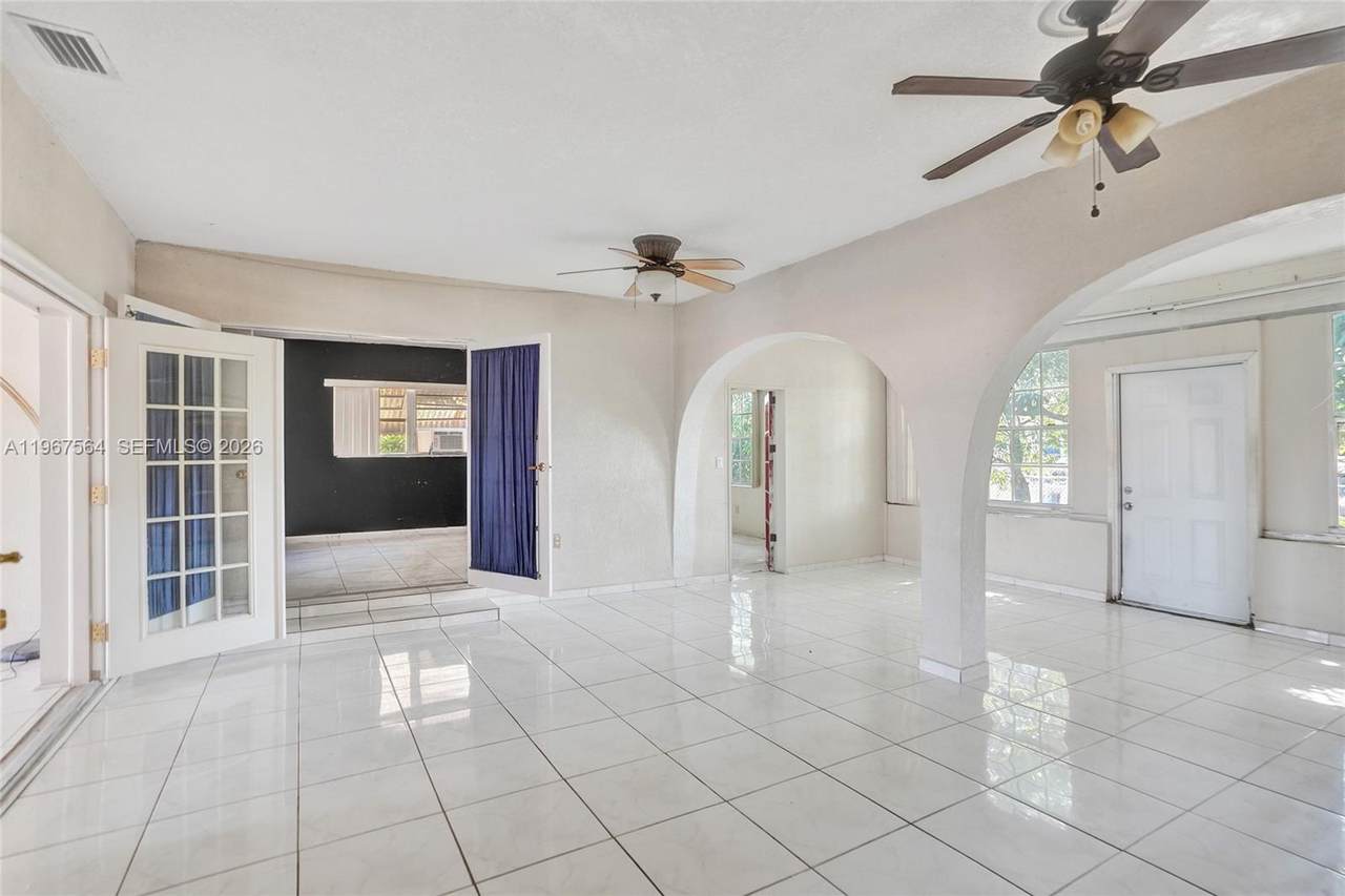 https://bt-photos.global.ssl.fastly.net/miami/1280_boomver_1_A11967564-2.jpg