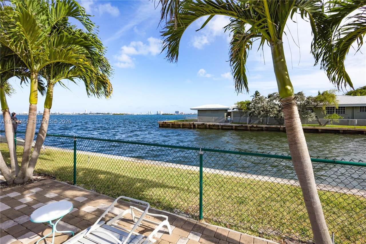 https://bt-photos.global.ssl.fastly.net/miami/1280_boomver_1_A11967764-2.jpg