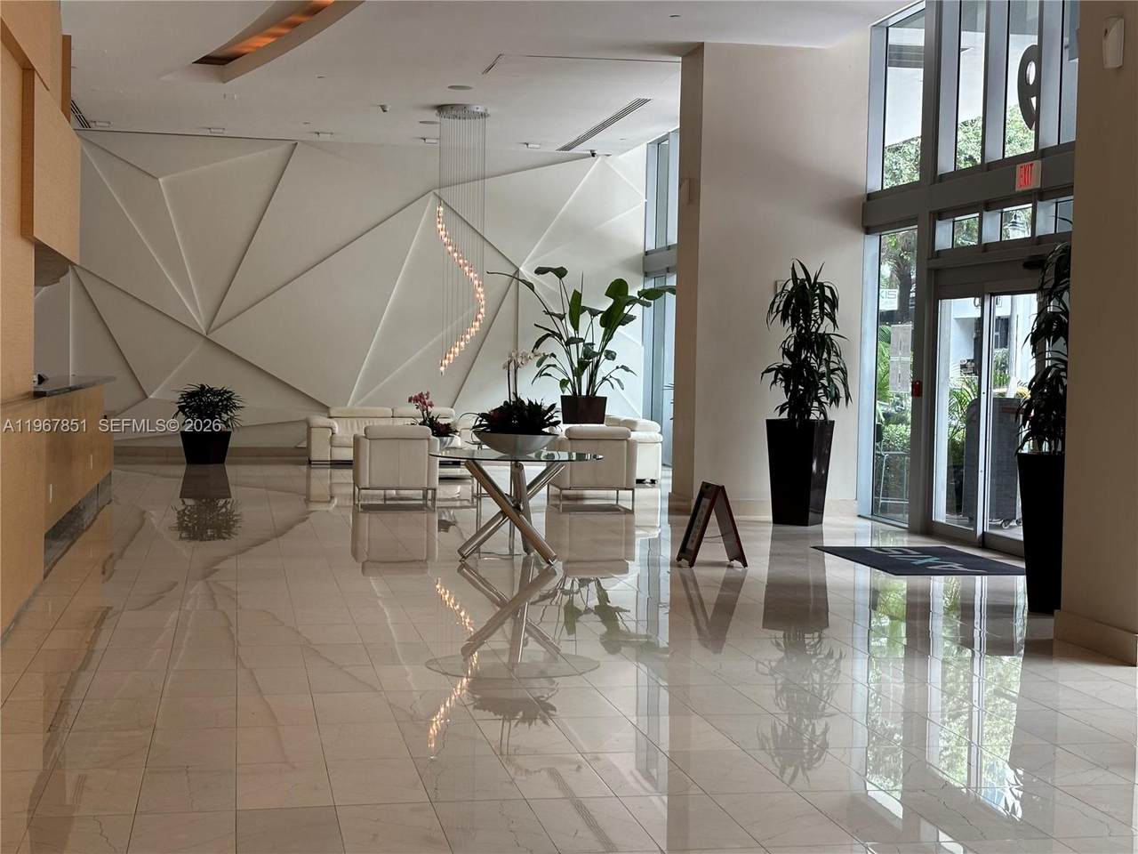 https://bt-photos.global.ssl.fastly.net/miami/1280_boomver_1_A11967851-2.jpg