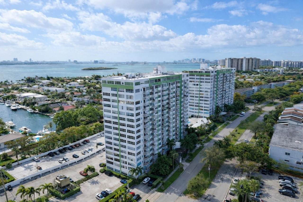 https://bt-photos.global.ssl.fastly.net/miami/1280_boomver_1_A11967858-2.jpg
