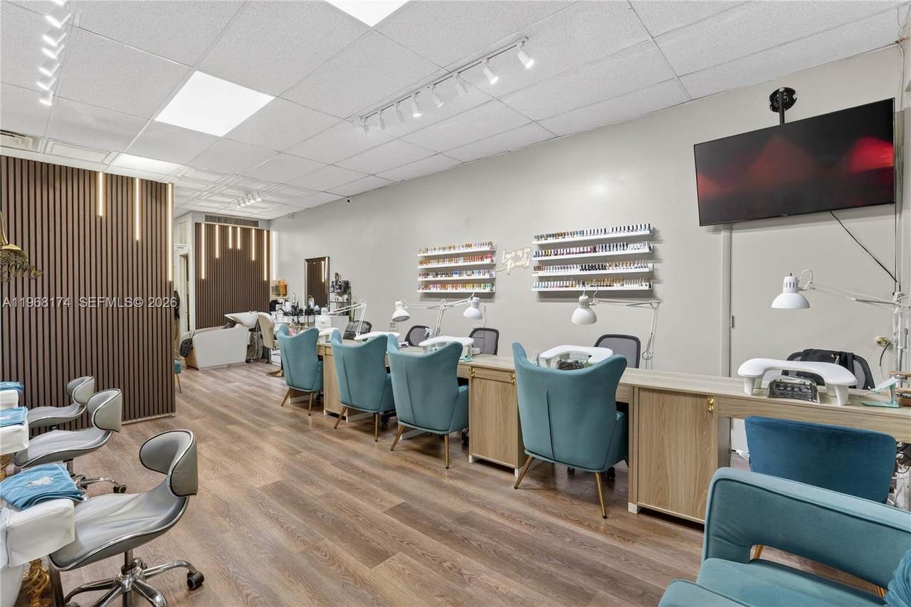 Full Services Beauty For Sale In Little Havana - Photo 1