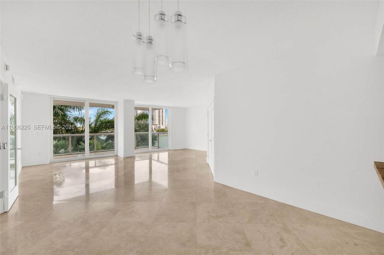 https://bt-photos.global.ssl.fastly.net/miami/1280_boomver_1_A11968225-2.jpg
