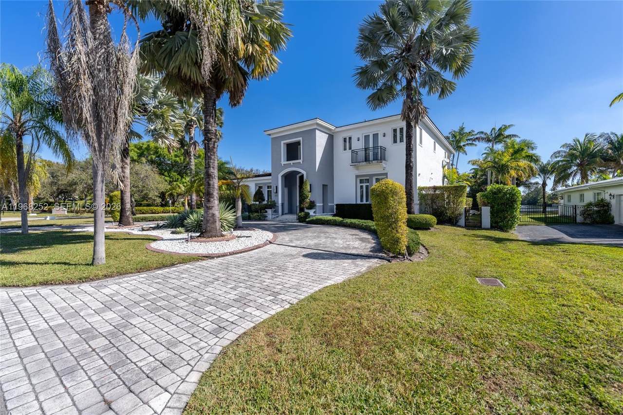 https://bt-photos.global.ssl.fastly.net/miami/1280_boomver_1_A11968252-2.jpg