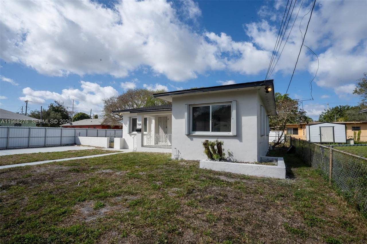 https://bt-photos.global.ssl.fastly.net/miami/1280_boomver_1_A11968276-2.jpg