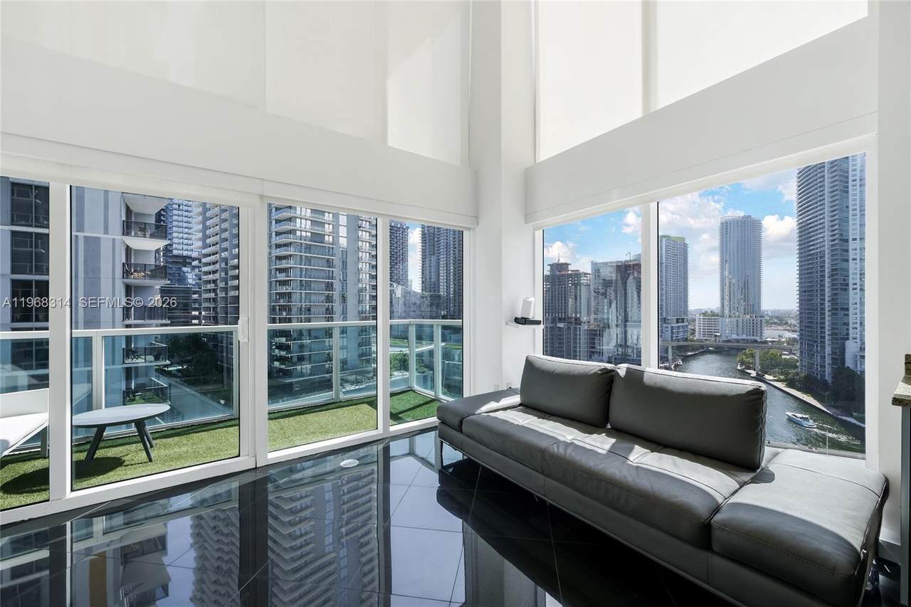https://bt-photos.global.ssl.fastly.net/miami/1280_boomver_1_A11968314-2.jpg