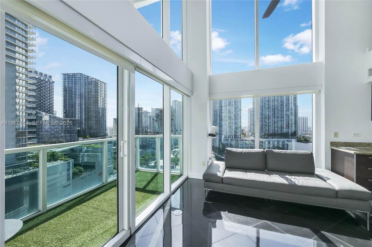 https://bt-photos.global.ssl.fastly.net/miami/1280_boomver_1_A11968314-2.jpg