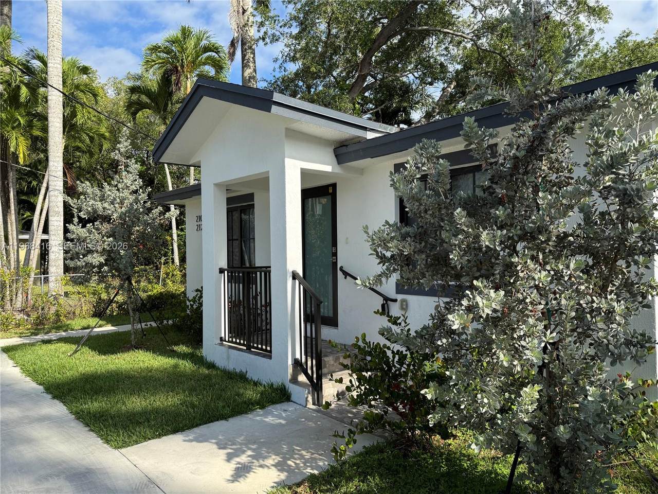 https://bt-photos.global.ssl.fastly.net/miami/1280_boomver_1_A11968416-2.jpg