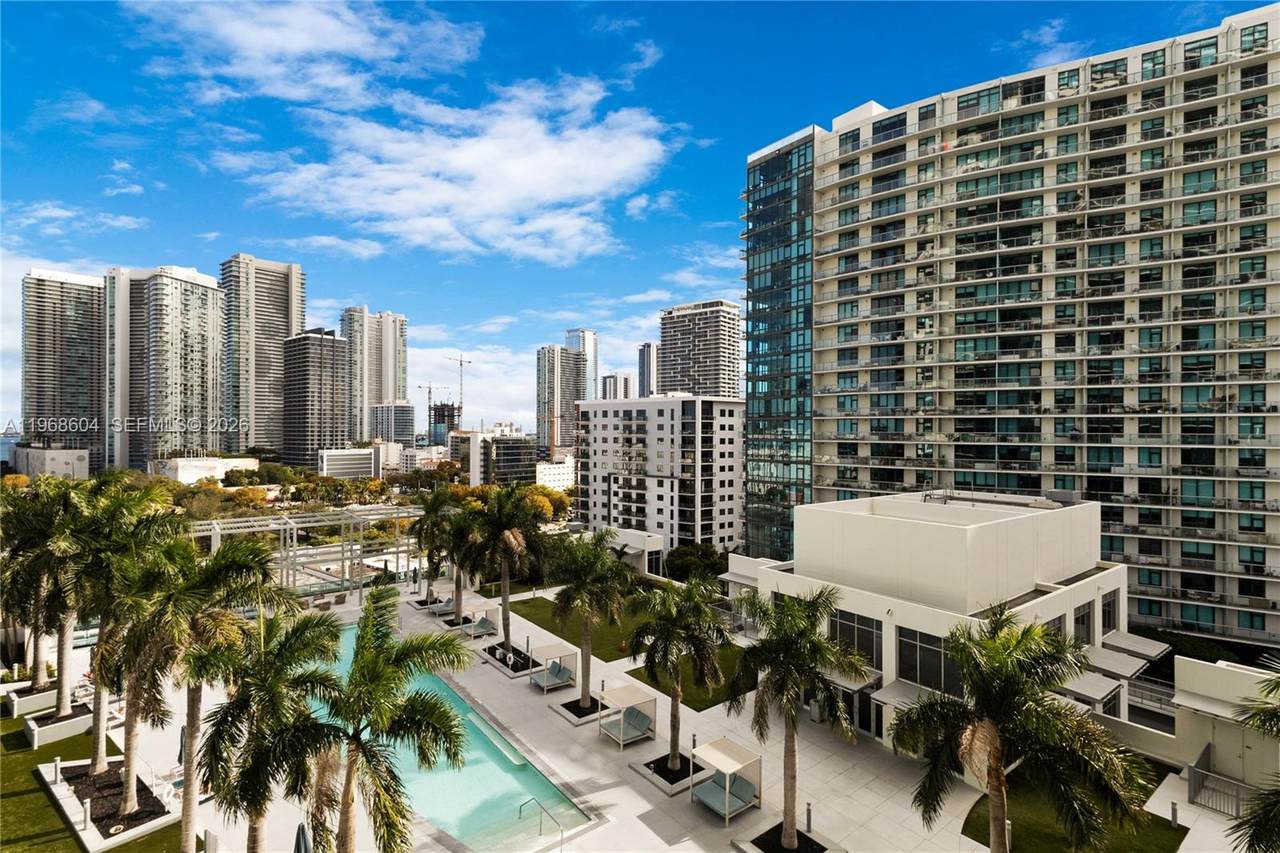 https://bt-photos.global.ssl.fastly.net/miami/1280_boomver_1_A11968604-2.jpg