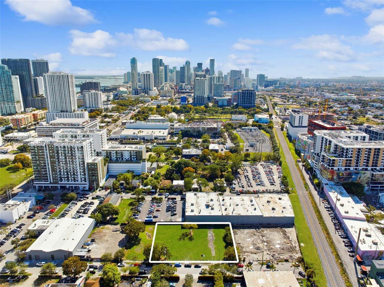 https://bt-photos.global.ssl.fastly.net/miami/1280_boomver_1_A11968669-2.jpg