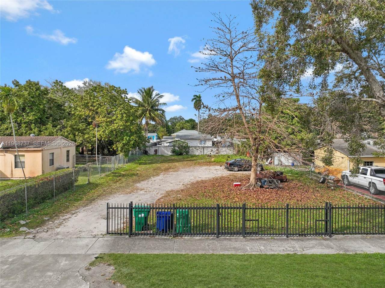1437 99th St - Photo 1