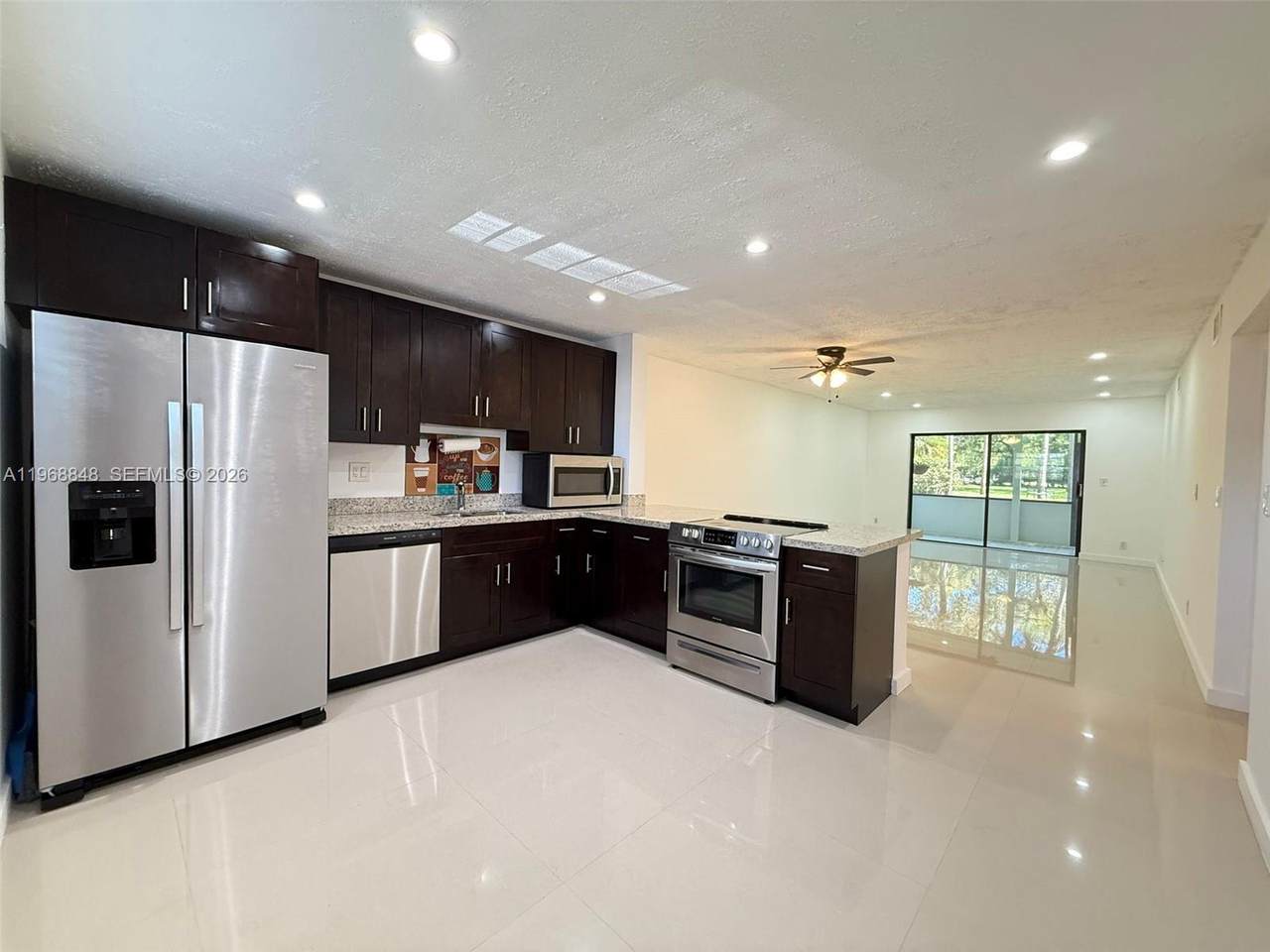 https://bt-photos.global.ssl.fastly.net/miami/1280_boomver_1_A11968848-2.jpg