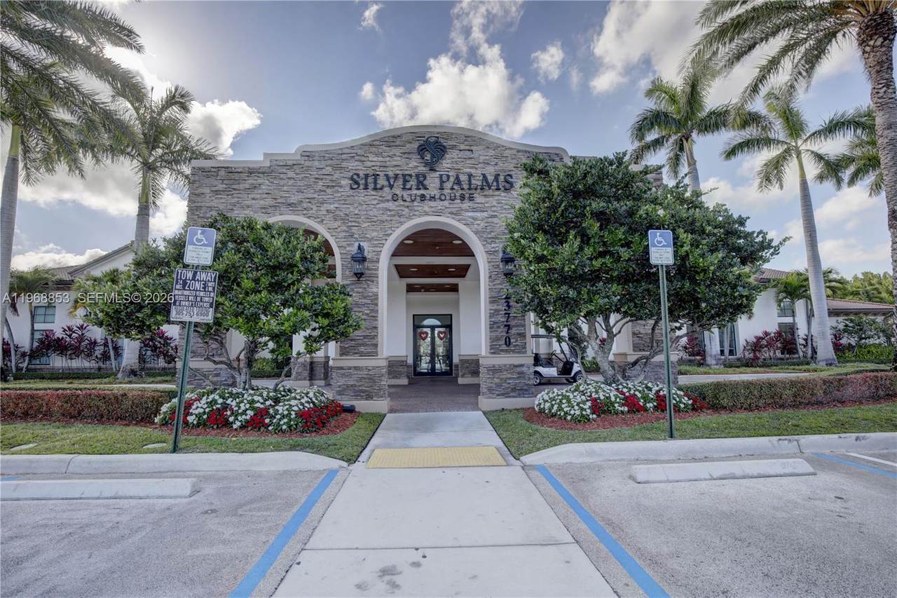 https://bt-photos.global.ssl.fastly.net/miami/1280_boomver_1_A11968853-2.jpg