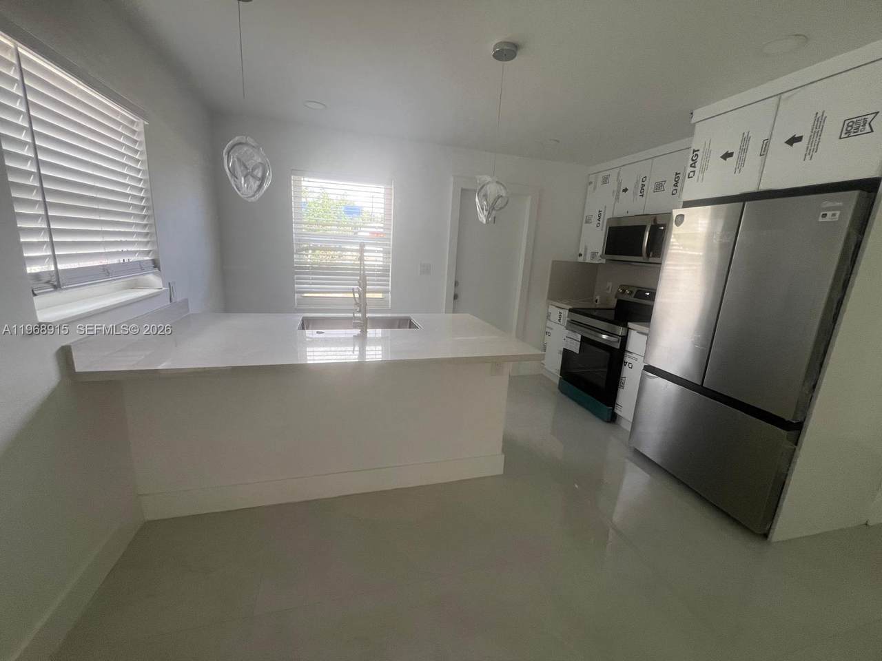 https://bt-photos.global.ssl.fastly.net/miami/1280_boomver_1_A11968915-2.jpg