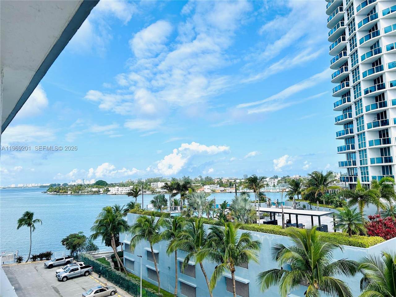 https://bt-photos.global.ssl.fastly.net/miami/1280_boomver_1_A11969201-2.jpg