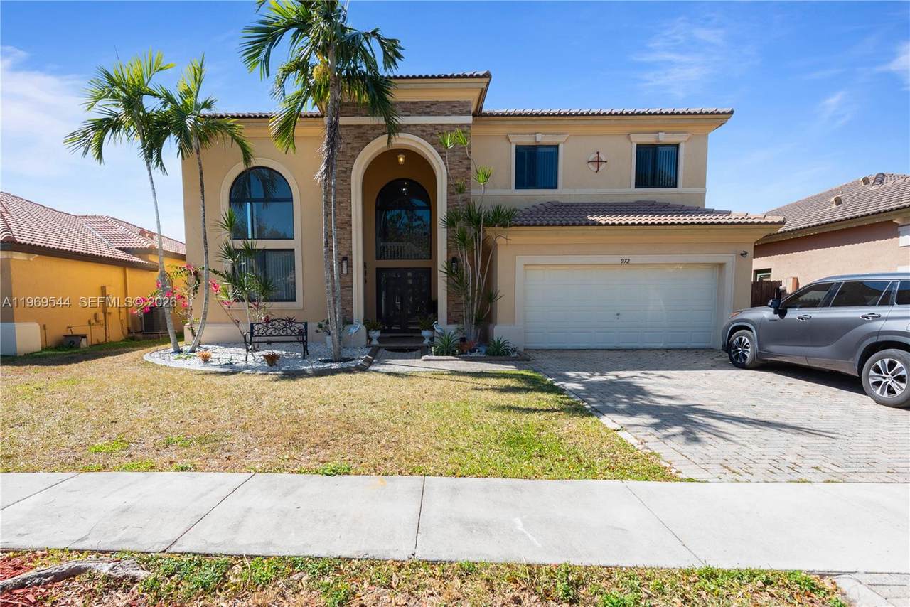 972 36th Ave - Photo 1
