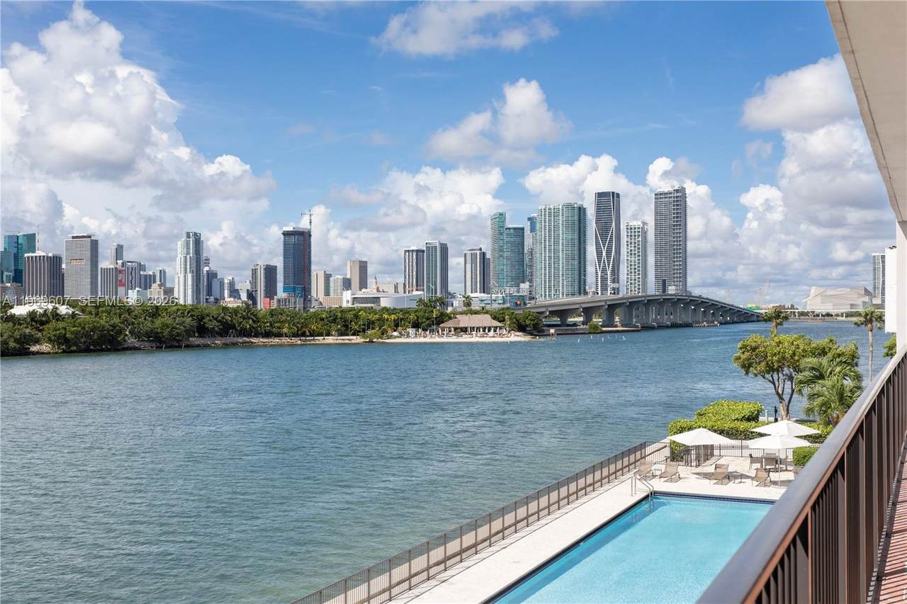 https://bt-photos.global.ssl.fastly.net/miami/1280_boomver_1_A11969607-2.jpg
