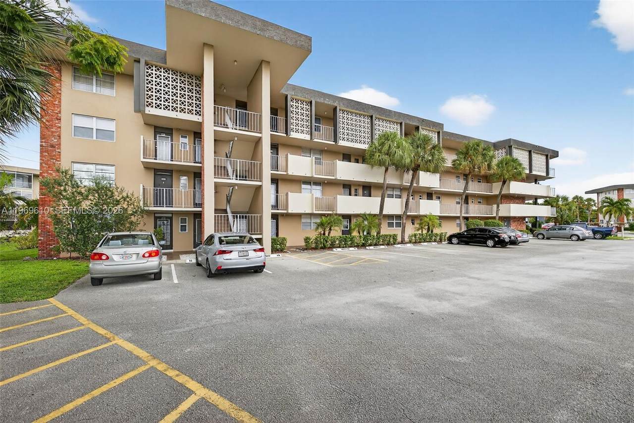 3051 46th Ave - Photo 1
