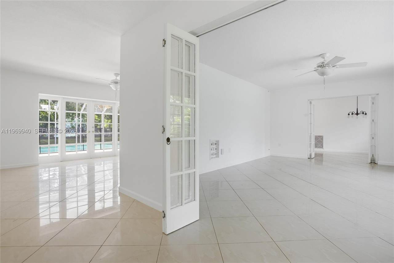 https://bt-photos.global.ssl.fastly.net/miami/1280_boomver_2_A11969940-2.jpg