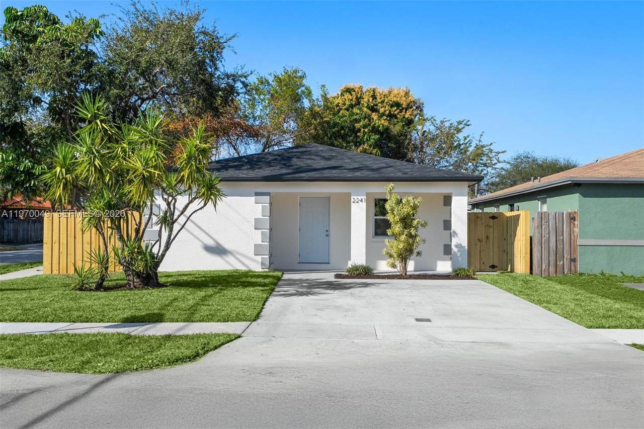 https://bt-photos.global.ssl.fastly.net/miami/1280_boomver_1_A11970049-2.jpg