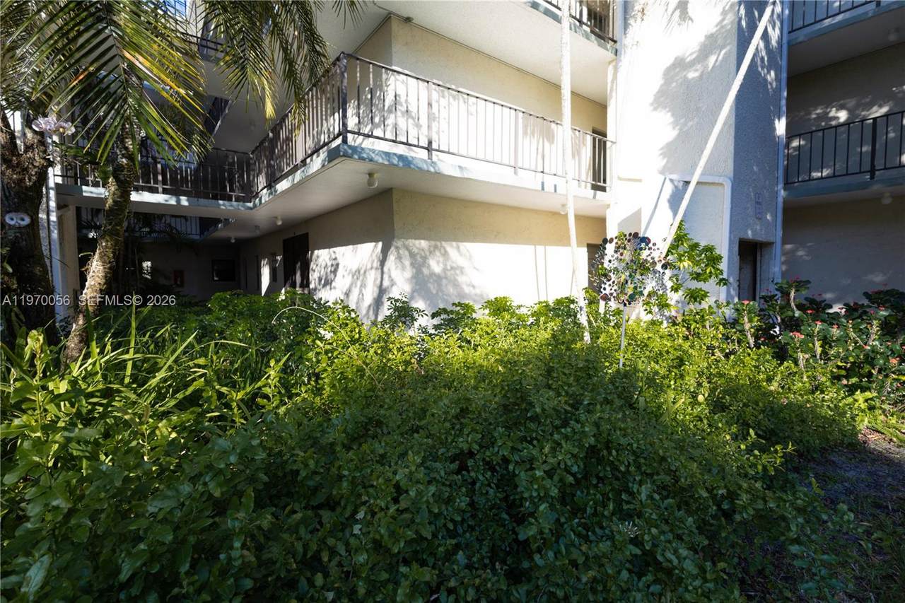 https://bt-photos.global.ssl.fastly.net/miami/1280_boomver_1_A11970056-2.jpg