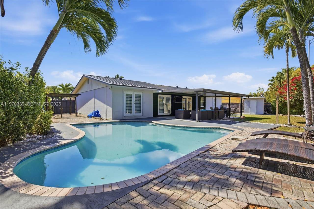 https://bt-photos.global.ssl.fastly.net/miami/1280_boomver_1_A11970339-2.jpg