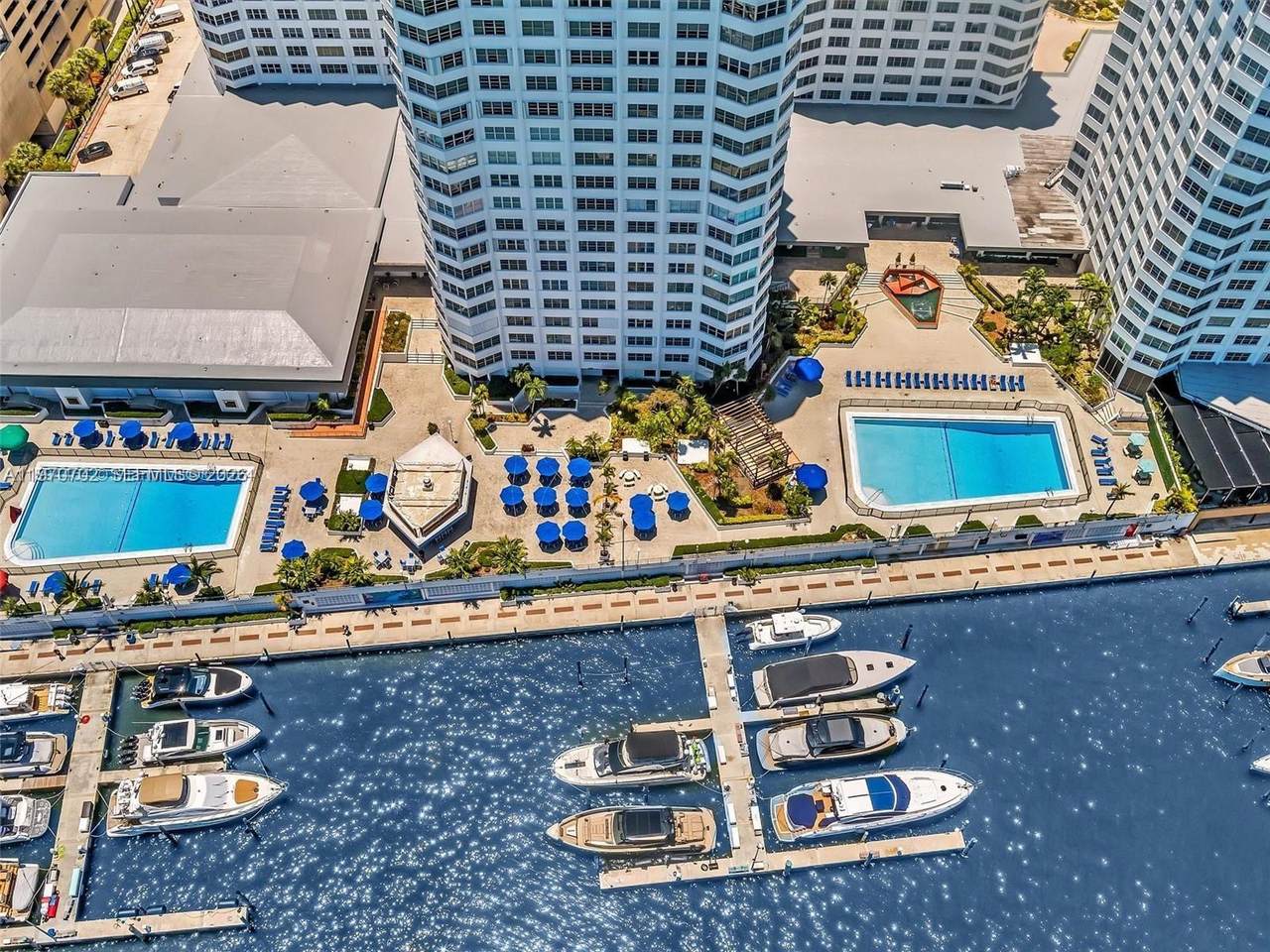 https://bt-photos.global.ssl.fastly.net/miami/1280_boomver_1_A11970702-2.jpg
