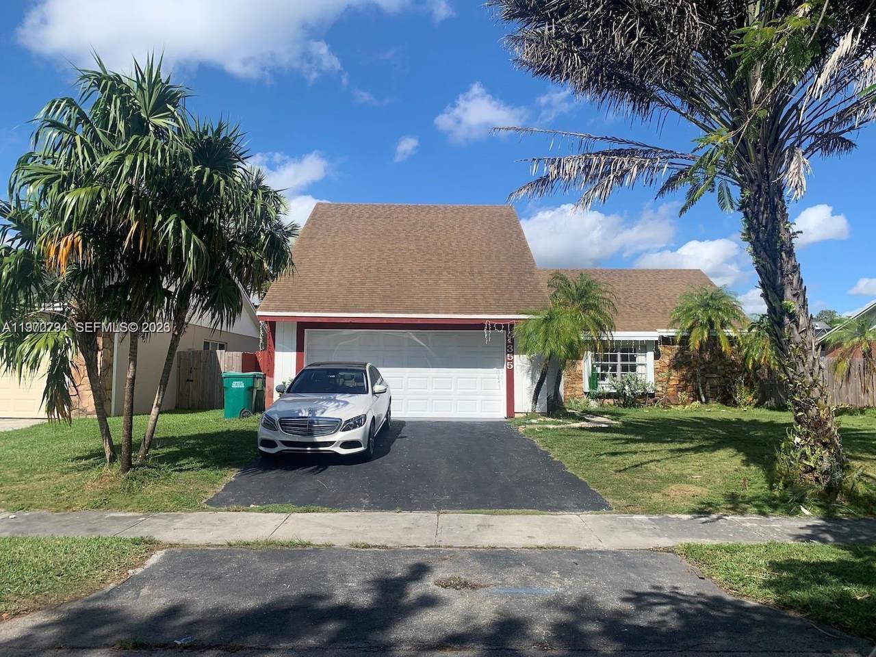 1355 Fieldlark Ln - Photo 1
