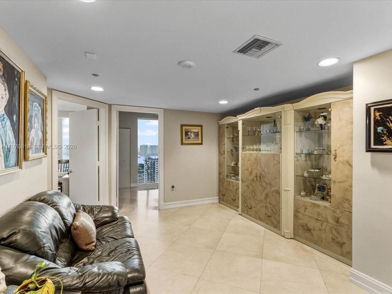 https://bt-photos.global.ssl.fastly.net/miami/1280_boomver_1_A11970818-2.jpg
