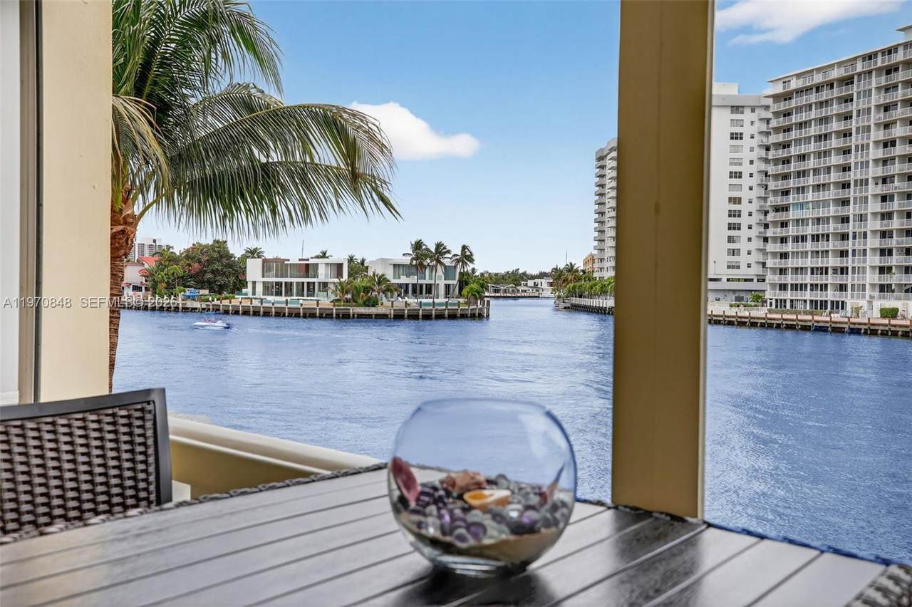 https://bt-photos.global.ssl.fastly.net/miami/1280_boomver_2_A11970848-2.jpg