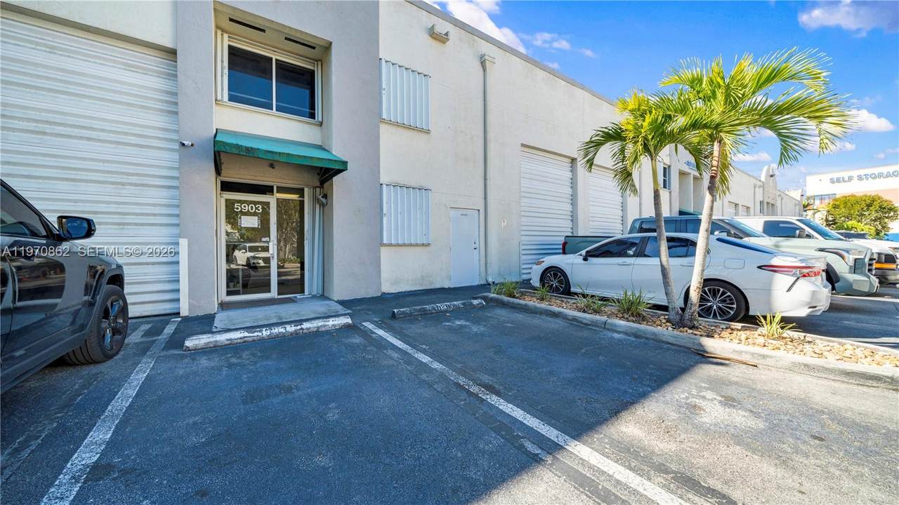 https://bt-photos.global.ssl.fastly.net/miami/1280_boomver_1_A11970862-2.jpg