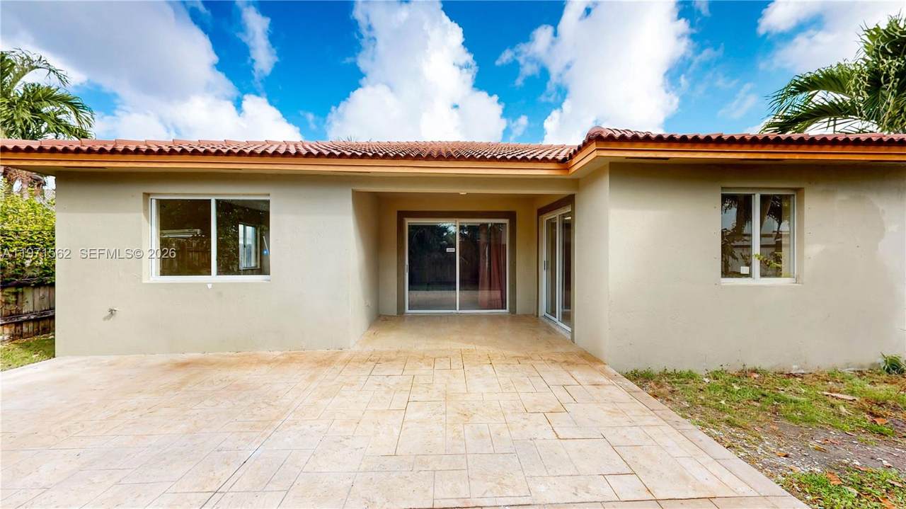 https://bt-photos.global.ssl.fastly.net/miami/1280_boomver_1_A11971562-2.jpg