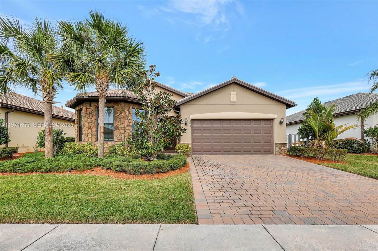 727 Boboli Way - Photo 1