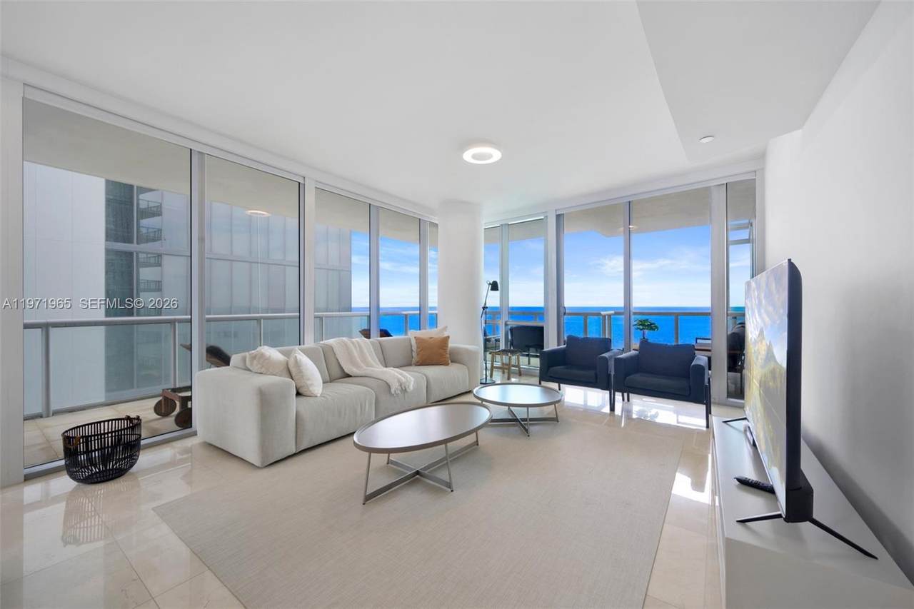 17121 Collins Ave - Photo 1