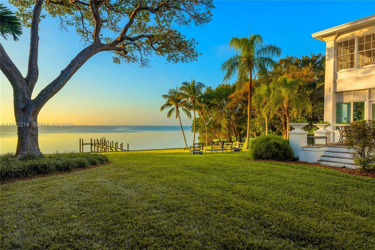 https://bt-photos.global.ssl.fastly.net/miami/1280_boomver_1_A11972214-2.jpg