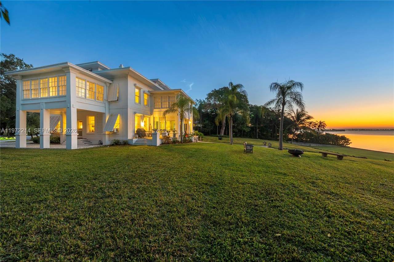 https://bt-photos.global.ssl.fastly.net/miami/1280_boomver_1_A11972214-2.jpg